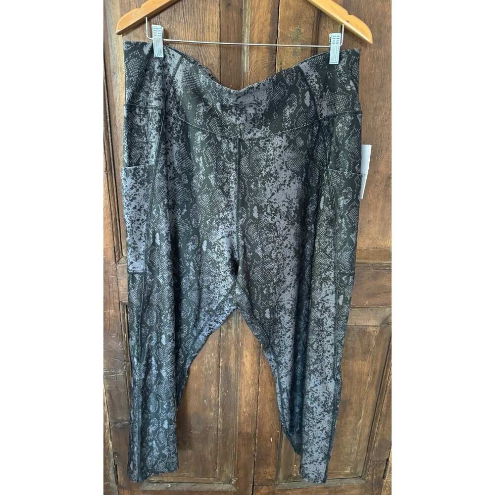 Nine West Active Leggings PLUS SIZE 3X Snake-Skin Design NEW WITH TAGS